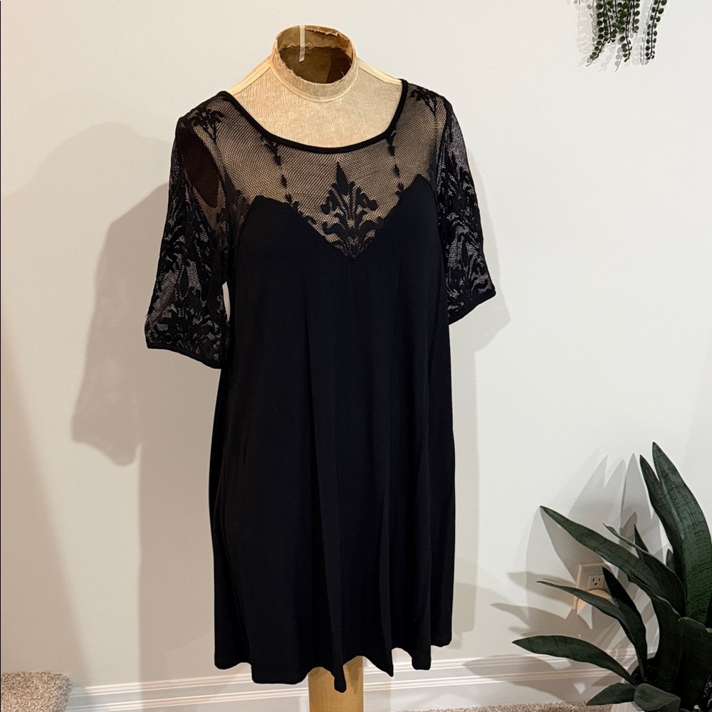 Black Lace sleeve Dress